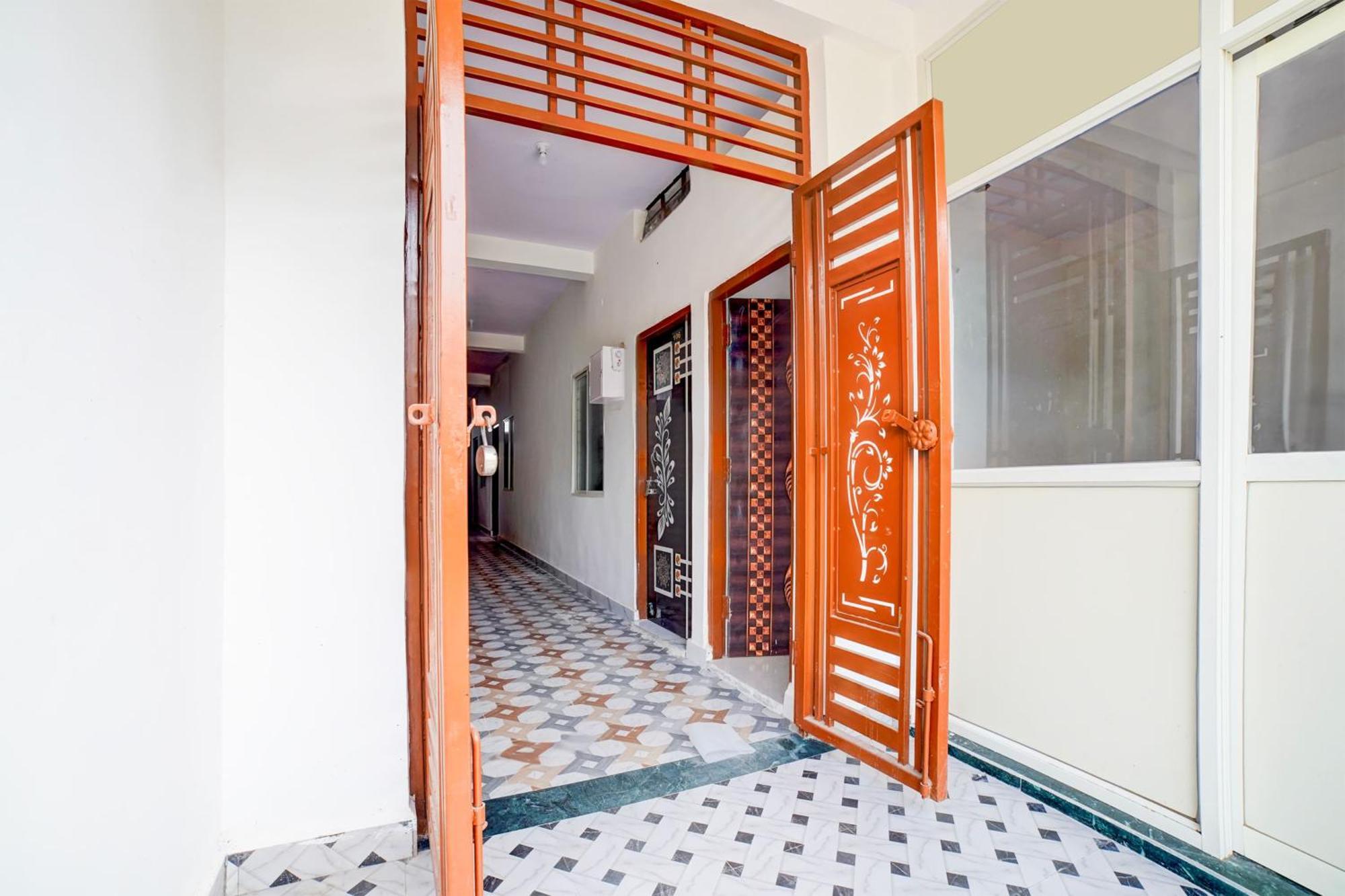 Hotel O T G M Shaliks Hotel ボーパール エクステリア 写真